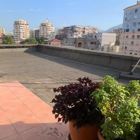 New Bazaar Apartament Tirana